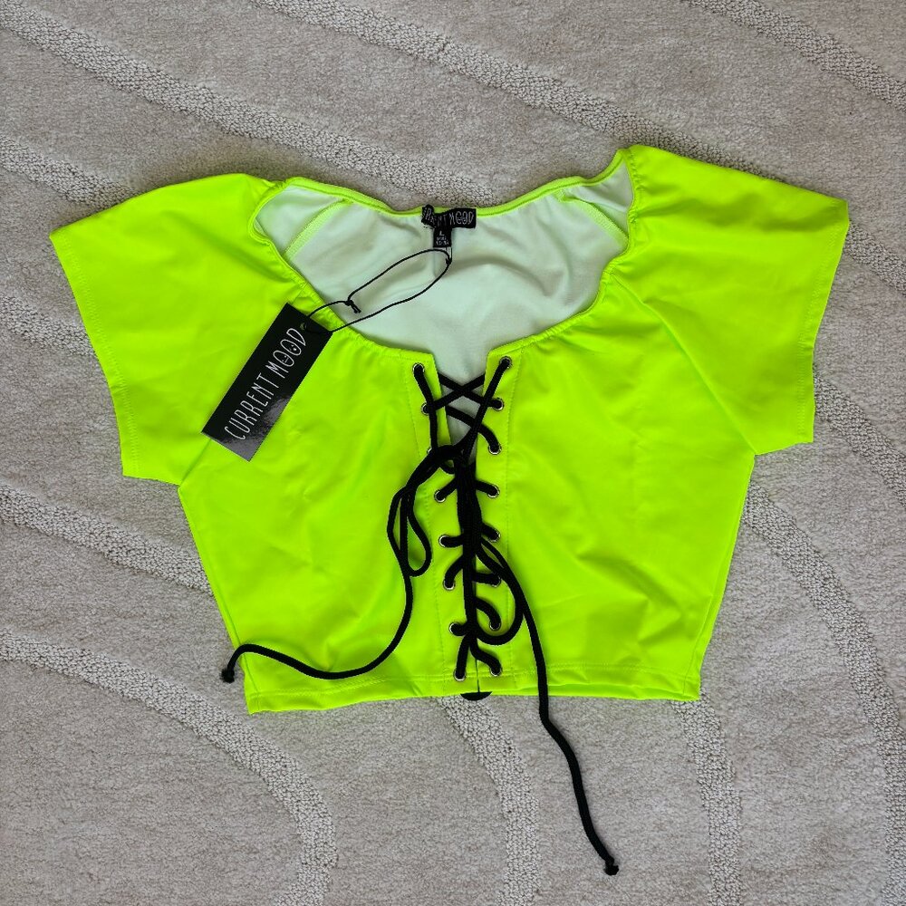 NWT Current Mood Lime Lace Up Top